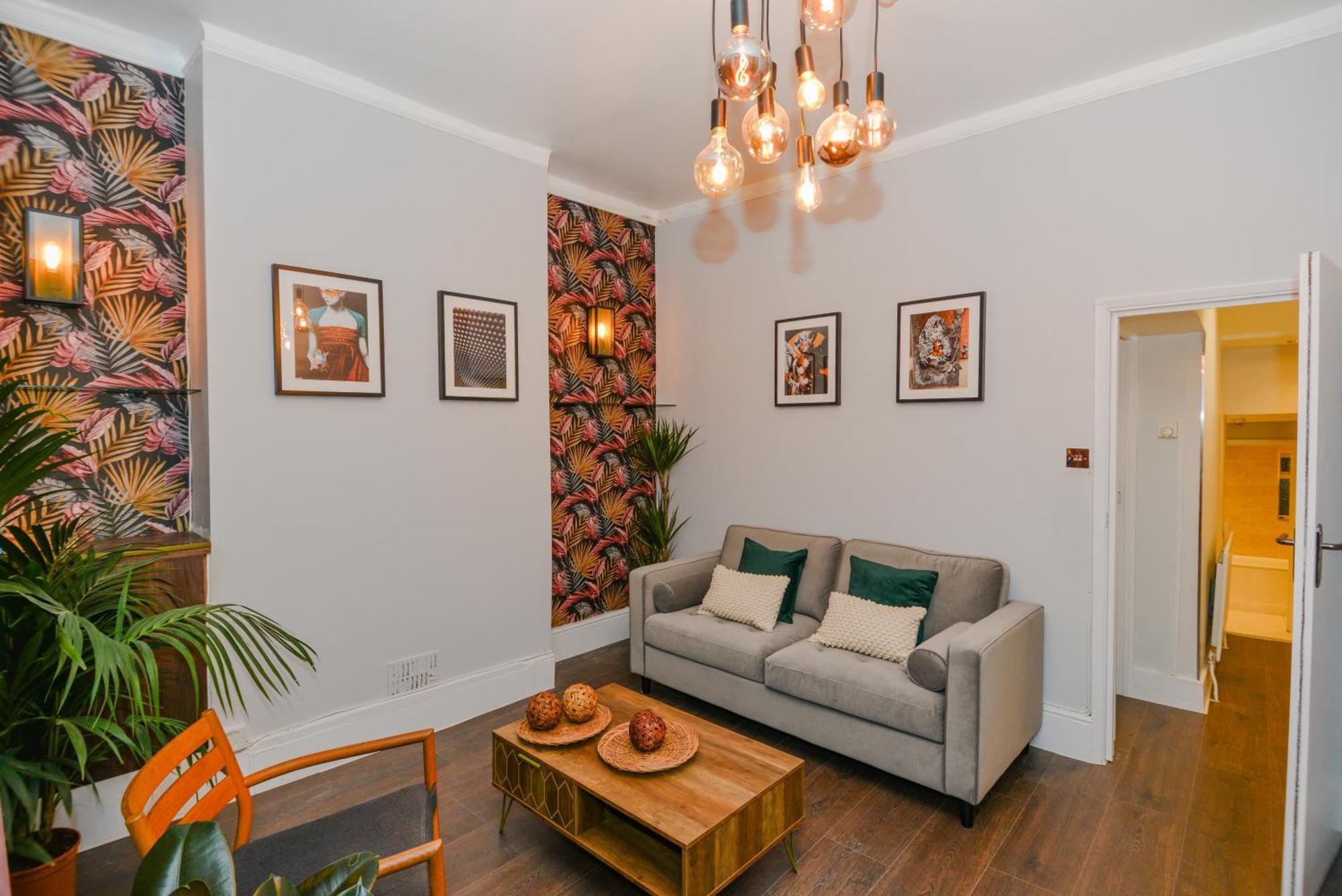 Cosy 1 Bedroom Home For Small Families 伦敦 外观 照片